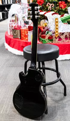 Gibson - Les Paul Classic - Ebony 2